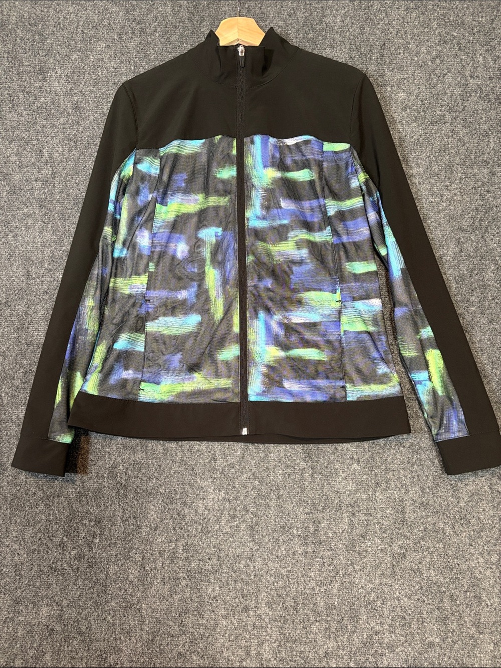 Women’s Slazenger Golf Black Zip-Front Jacket with Blue-Green Print 
Size: Large